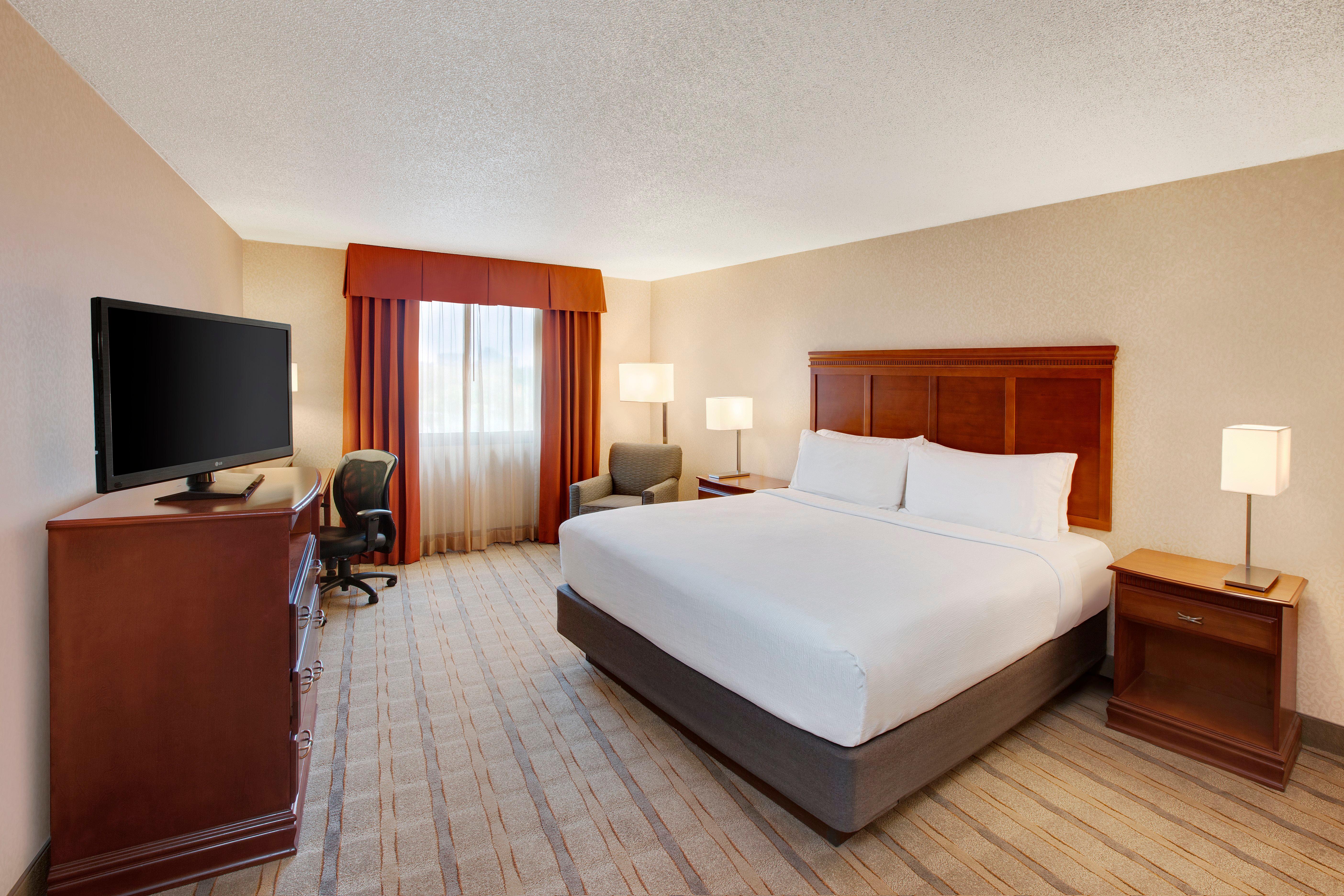 Holiday Inn Express Dallas Market Center By Ihg Ngoại thất bức ảnh