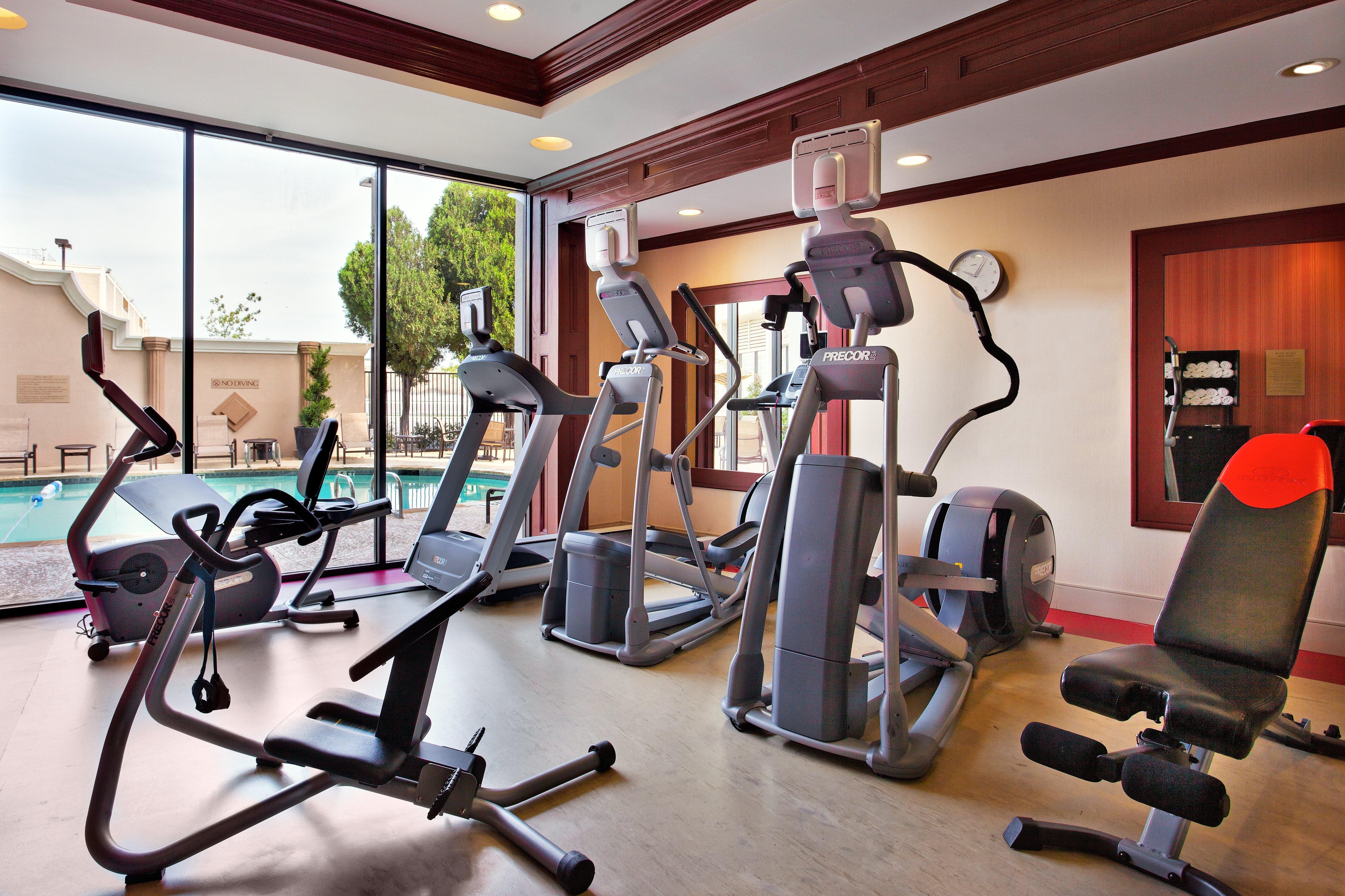 Holiday Inn Express Dallas Market Center By Ihg Ngoại thất bức ảnh