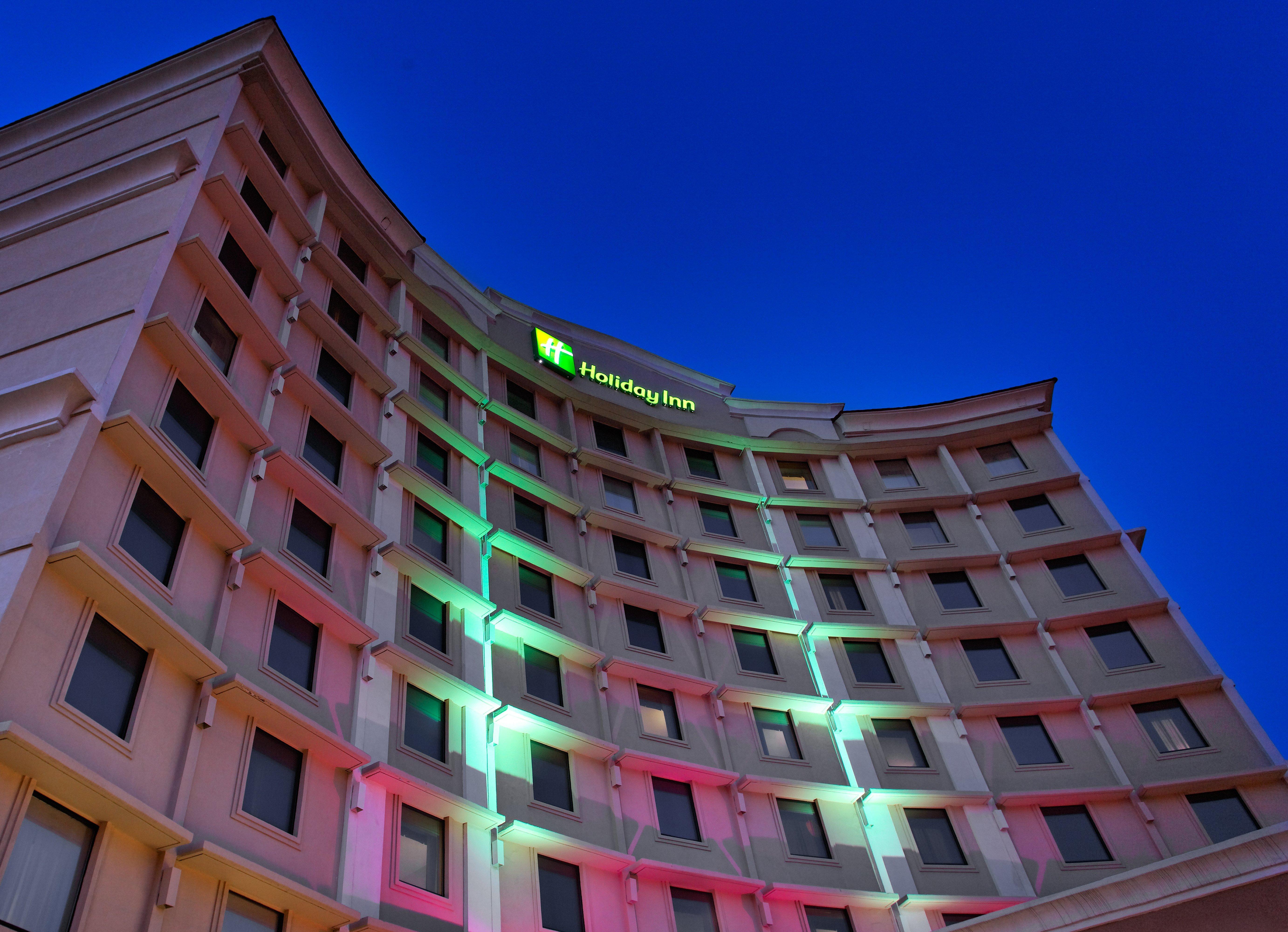 Holiday Inn Express Dallas Market Center By Ihg Ngoại thất bức ảnh
