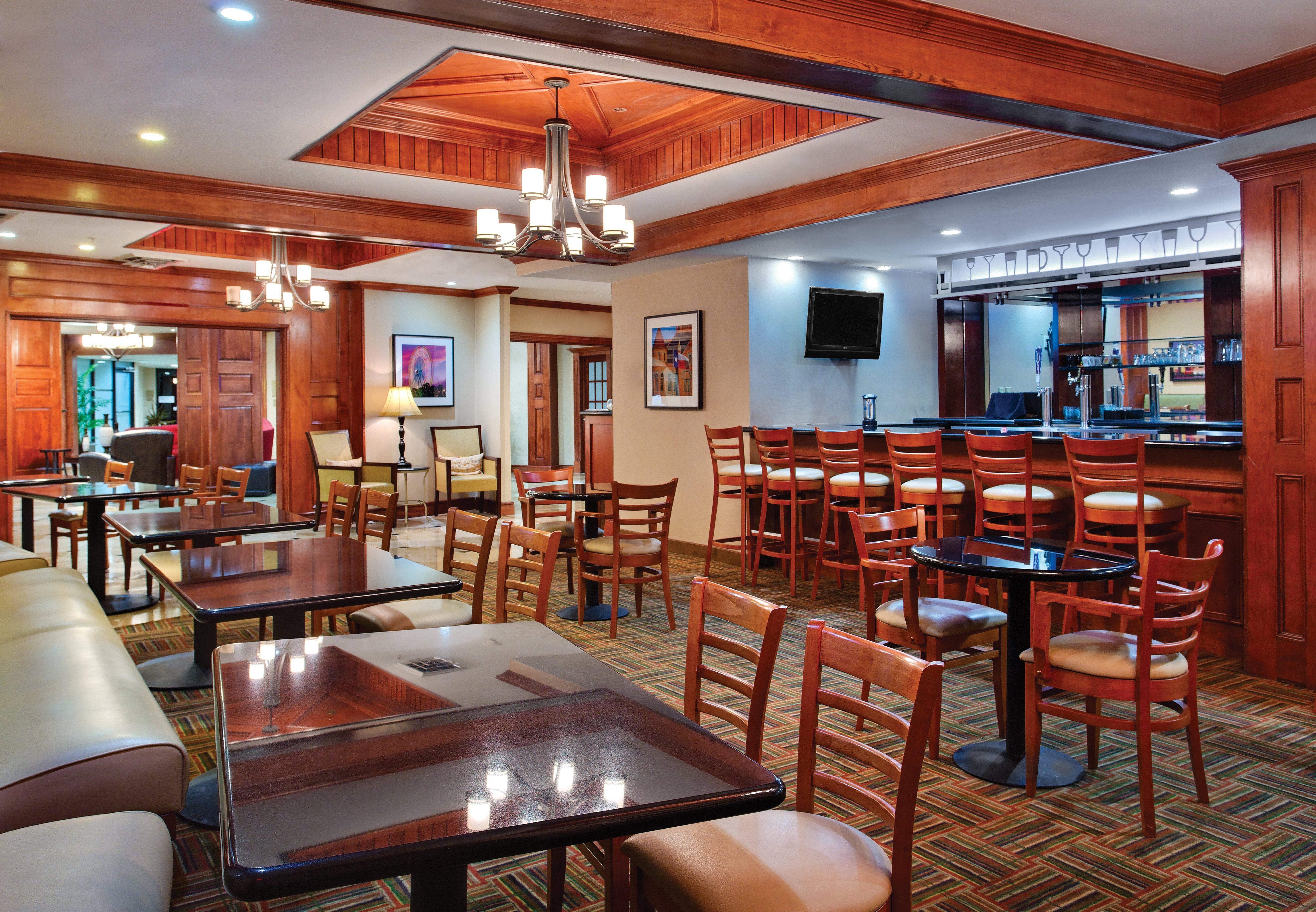 Holiday Inn Express Dallas Market Center By Ihg Ngoại thất bức ảnh