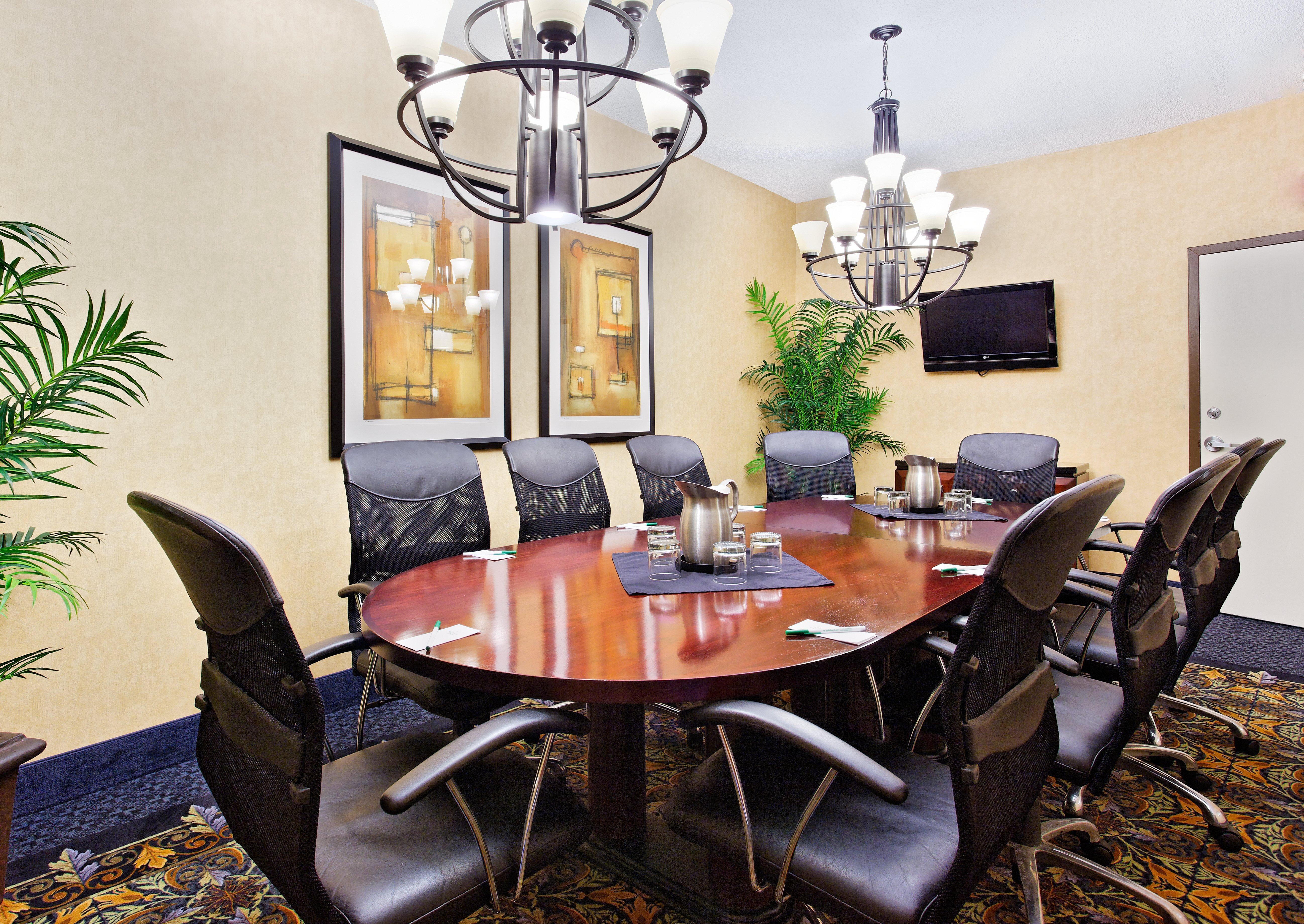 Holiday Inn Express Dallas Market Center By Ihg Ngoại thất bức ảnh