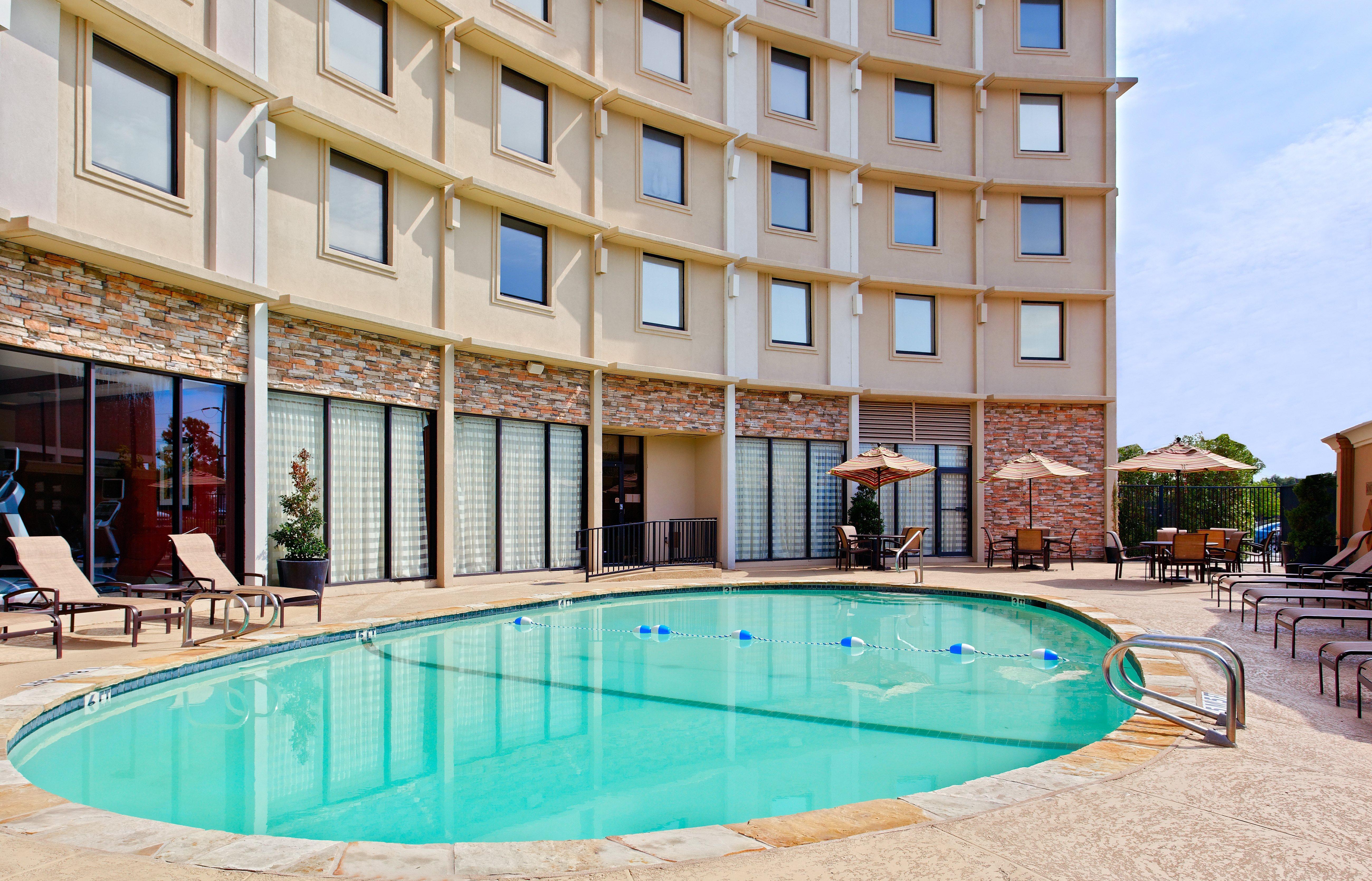 Holiday Inn Express Dallas Market Center By Ihg Ngoại thất bức ảnh