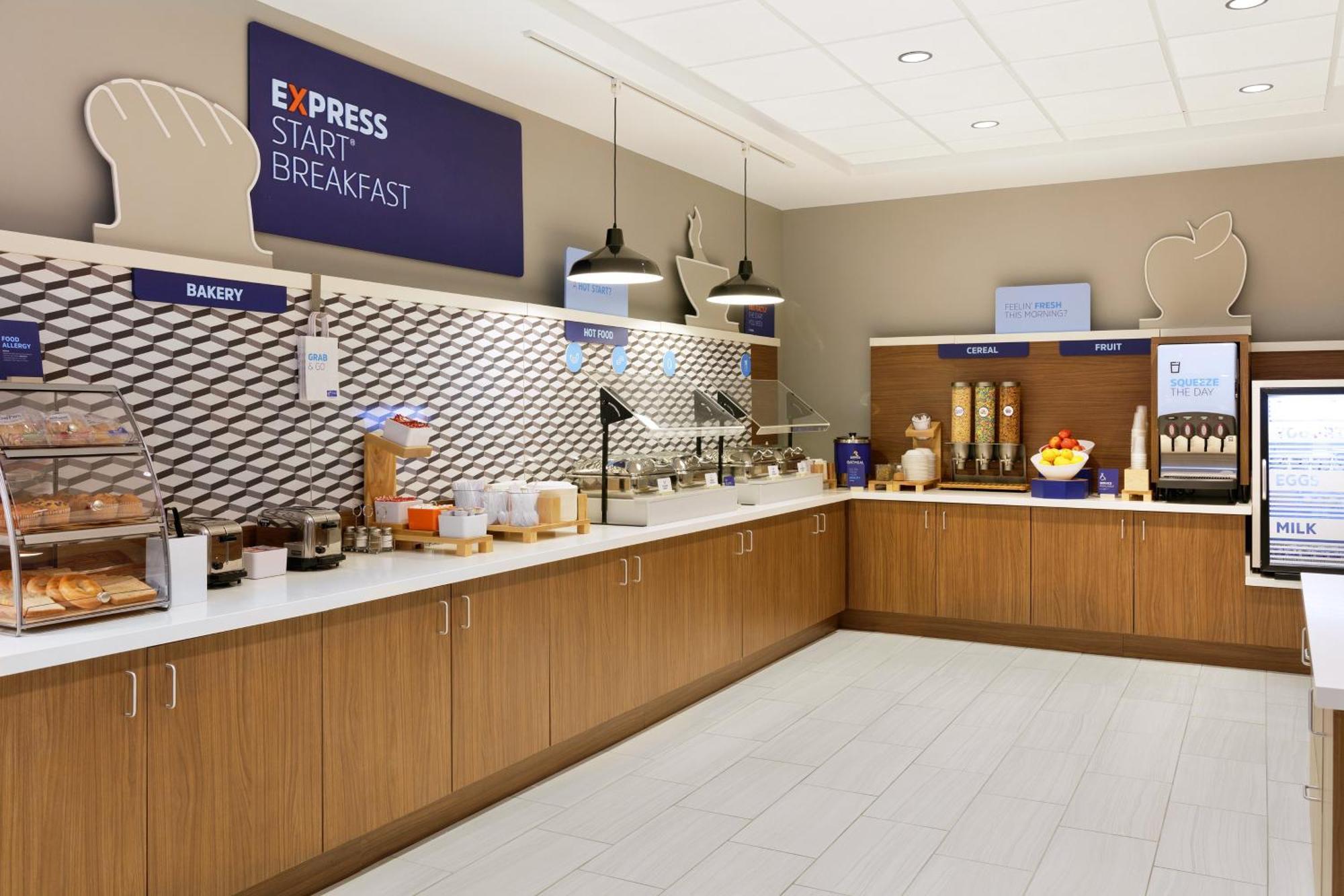 Holiday Inn Express Dallas Market Center By Ihg Ngoại thất bức ảnh