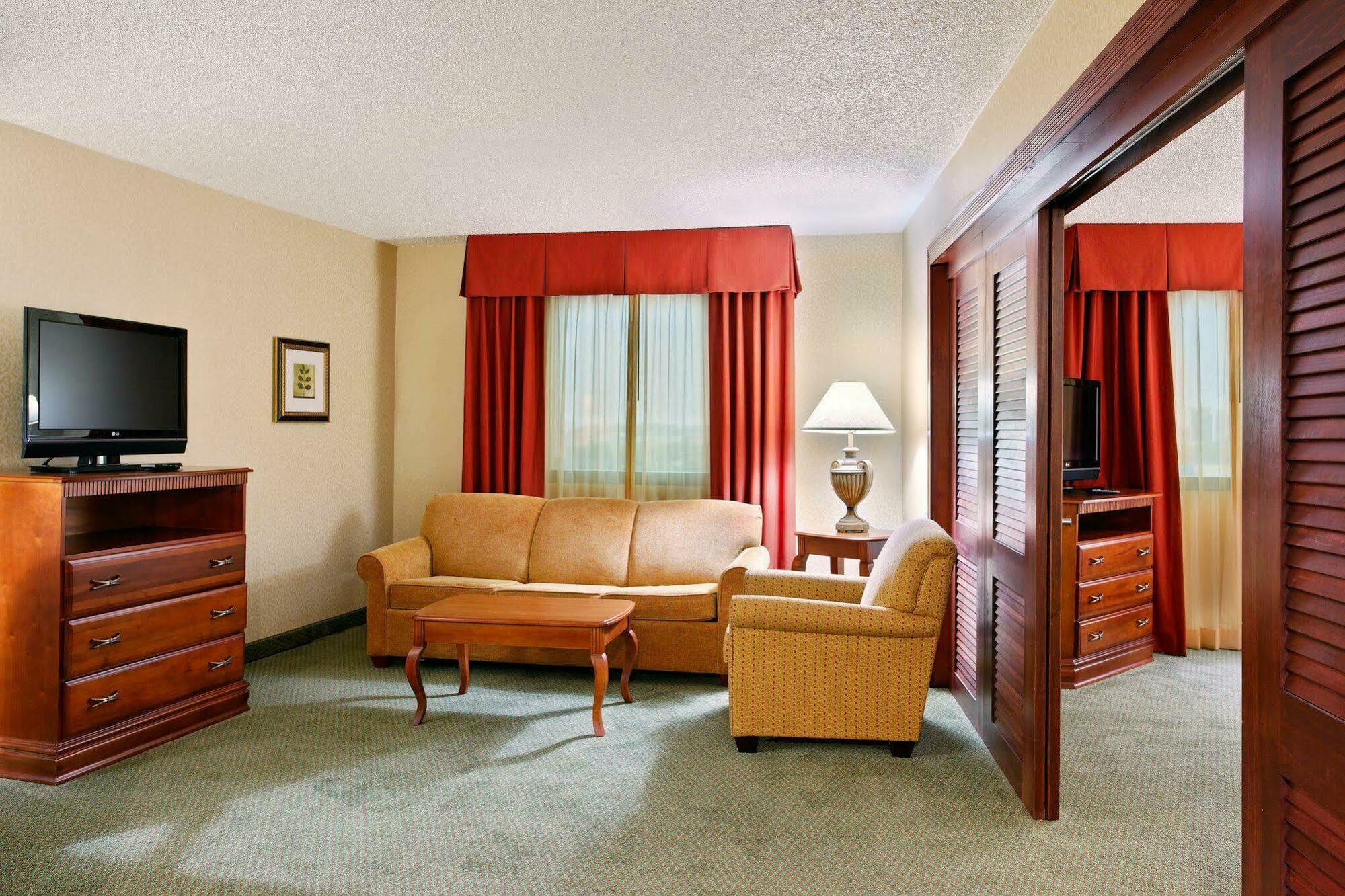 Holiday Inn Express Dallas Market Center By Ihg Phòng bức ảnh
